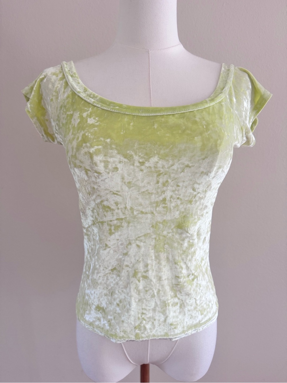 TOSKA 90s Grunge Crushed Velvet Top